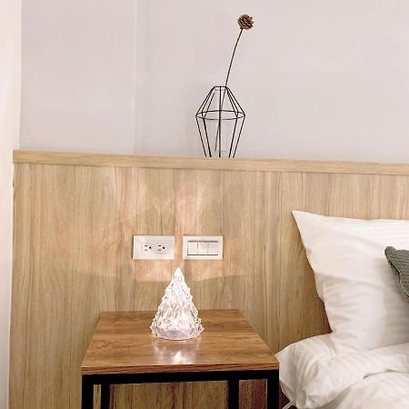 林居行旅 Neighbor Inn Hualien Extérieur photo