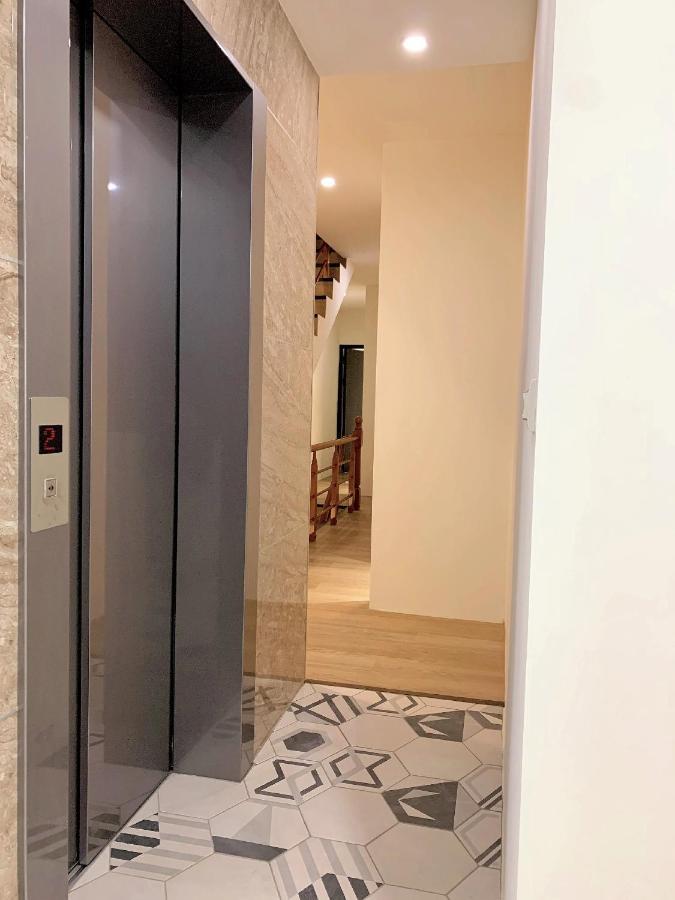 林居行旅 Neighbor Inn Hualien Extérieur photo